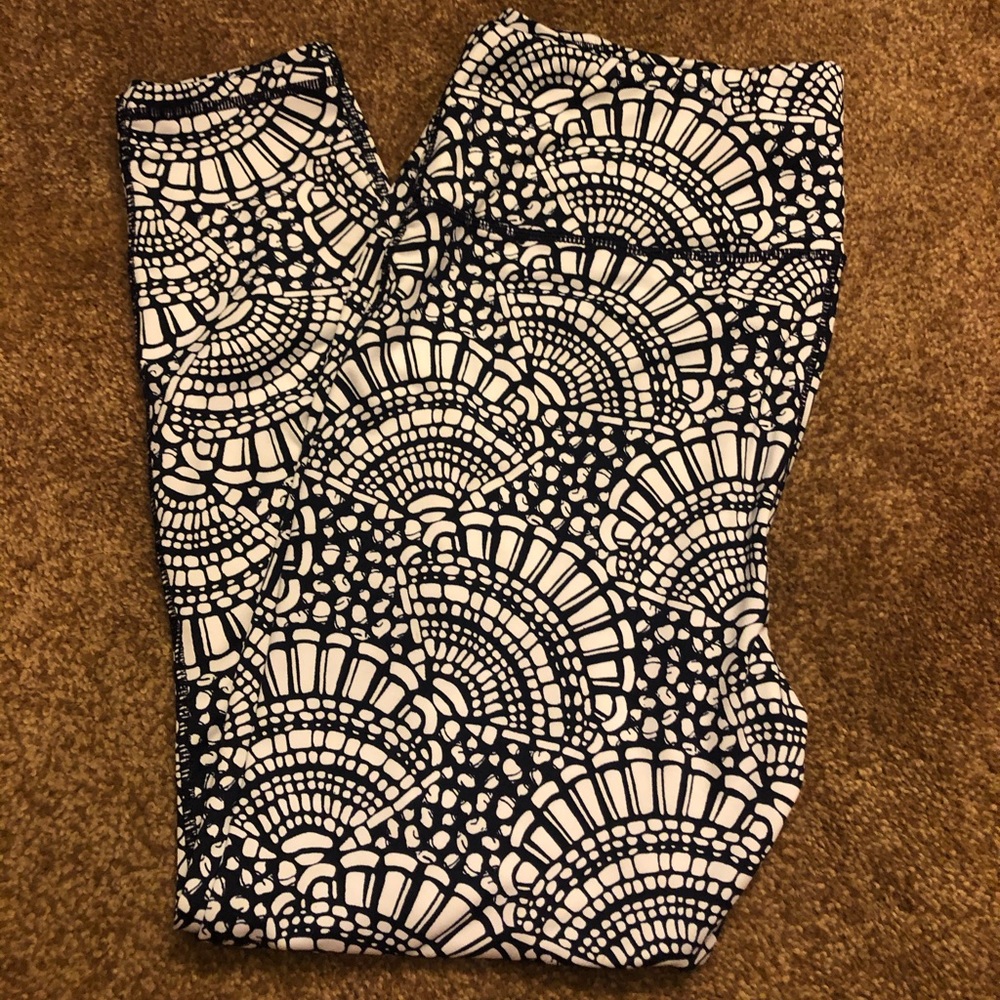 Crown & Ivy Leggings